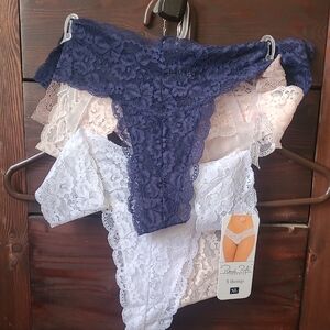 Rene Rofe Lace Thong Set in Navy, White, Blush